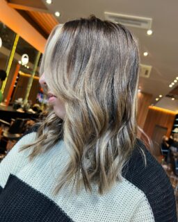 What Is a Reverse Balayage?