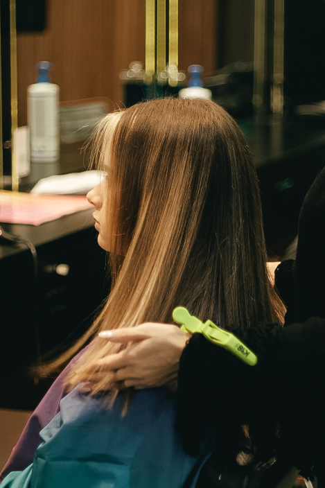 wigs and warpaint sheffield salon k18 training